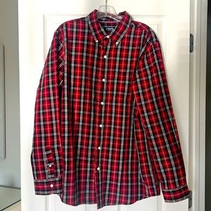 NWOT. CHAPS easy care plaid button down. Size xxl.